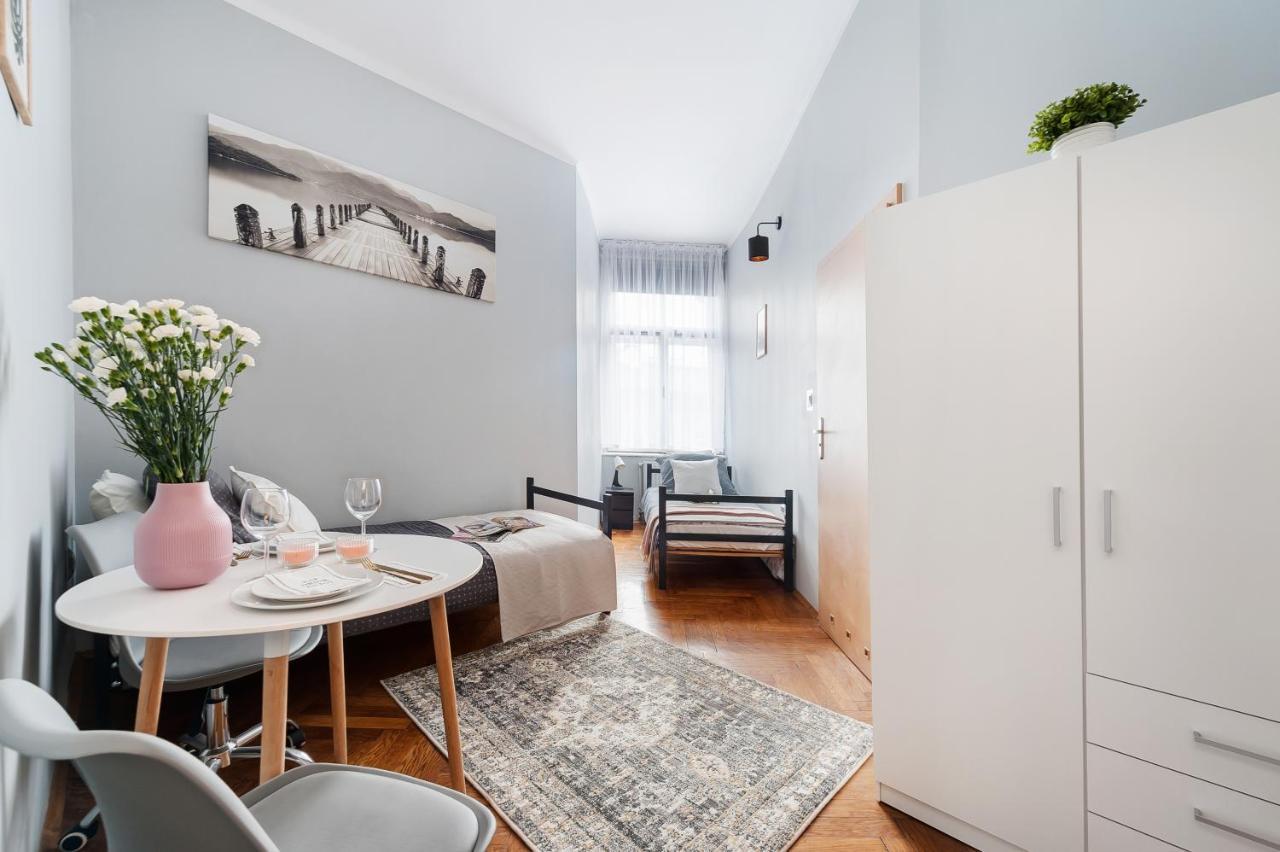 Meadow By Loft Affair Apartment *